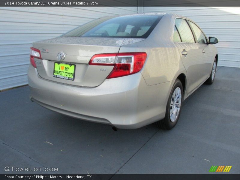 Creme Brulee Metallic / Ivory 2014 Toyota Camry LE