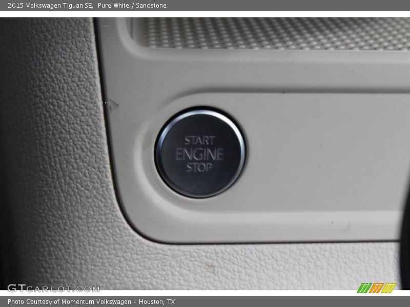 Pure White / Sandstone 2015 Volkswagen Tiguan SE