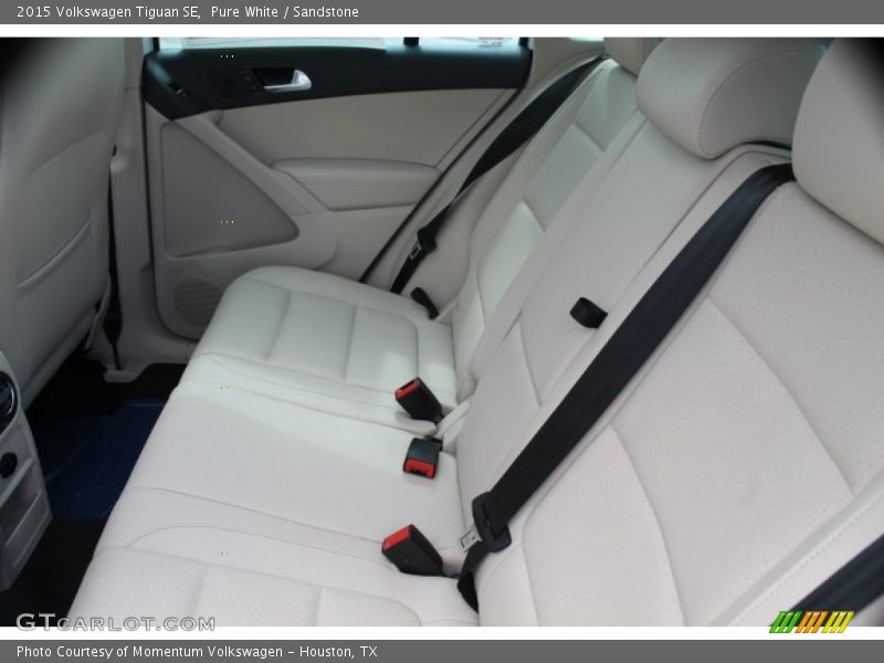 Pure White / Sandstone 2015 Volkswagen Tiguan SE