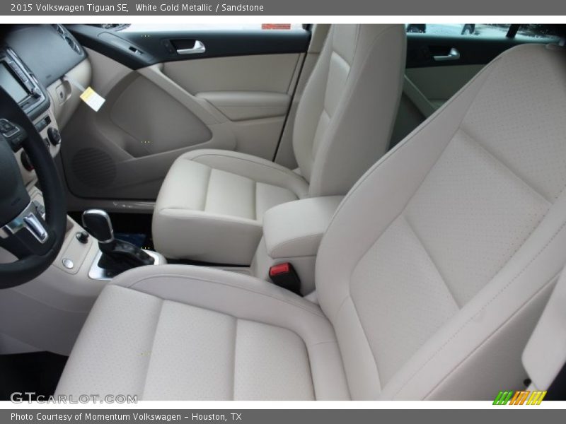 White Gold Metallic / Sandstone 2015 Volkswagen Tiguan SE