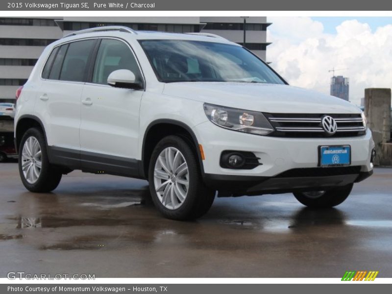 Pure White / Charcoal 2015 Volkswagen Tiguan SE