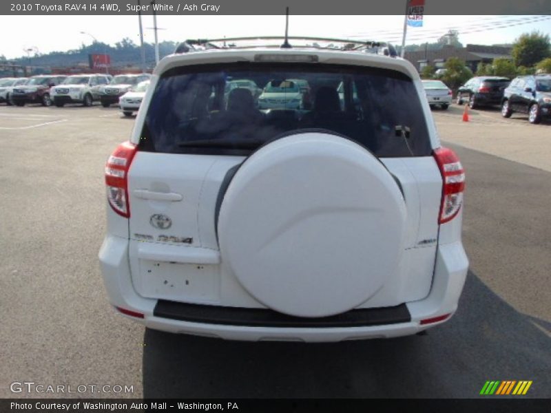 Super White / Ash Gray 2010 Toyota RAV4 I4 4WD