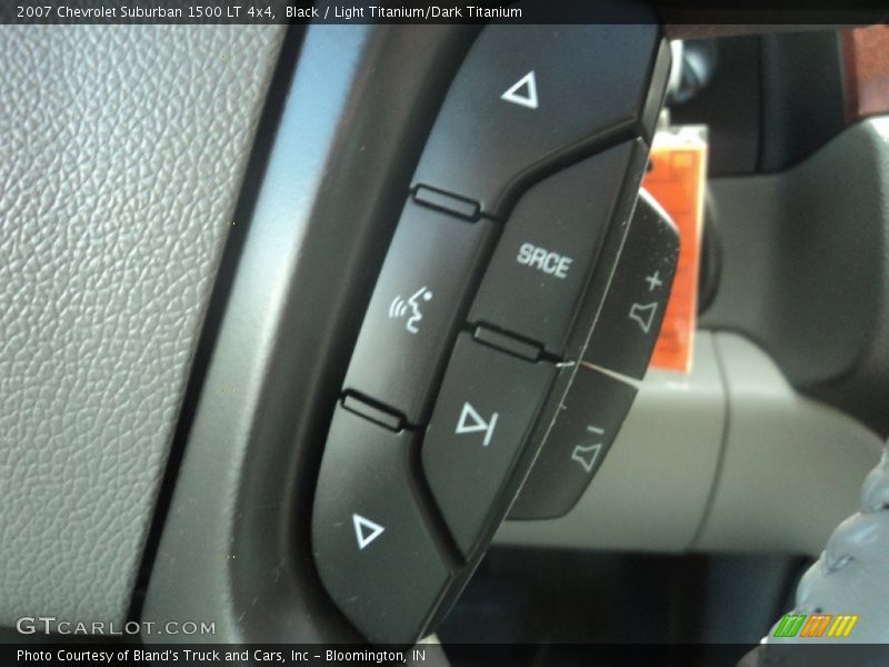 Black / Light Titanium/Dark Titanium 2007 Chevrolet Suburban 1500 LT 4x4