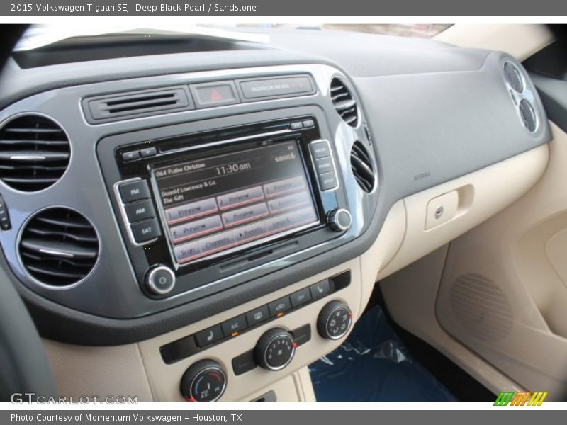 Deep Black Pearl / Sandstone 2015 Volkswagen Tiguan SE