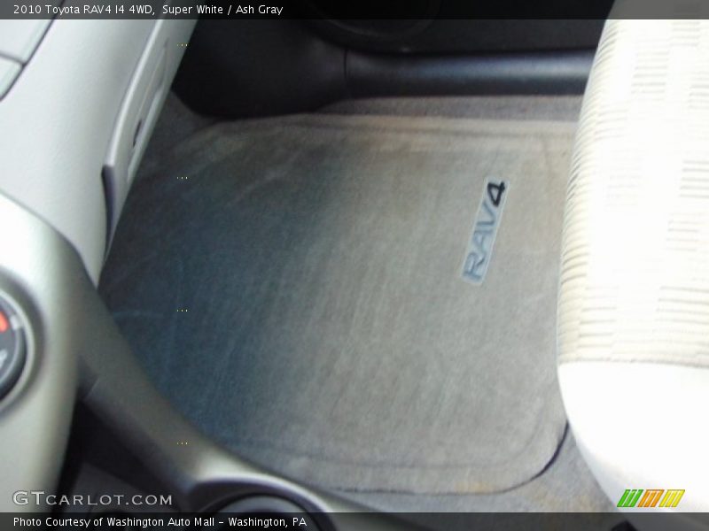 Super White / Ash Gray 2010 Toyota RAV4 I4 4WD