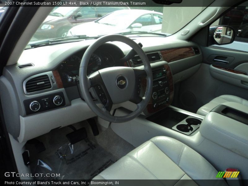 Black / Light Titanium/Dark Titanium 2007 Chevrolet Suburban 1500 LT 4x4