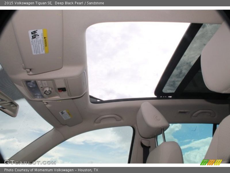 Deep Black Pearl / Sandstone 2015 Volkswagen Tiguan SE