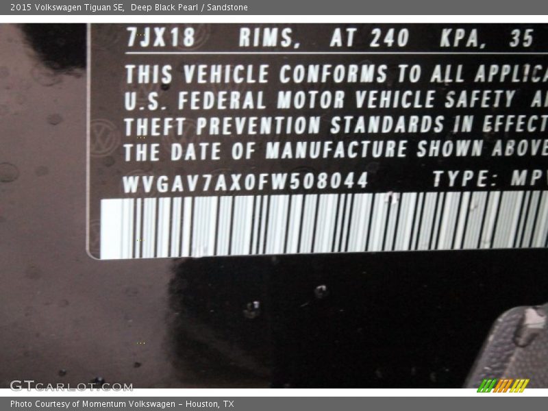 Deep Black Pearl / Sandstone 2015 Volkswagen Tiguan SE