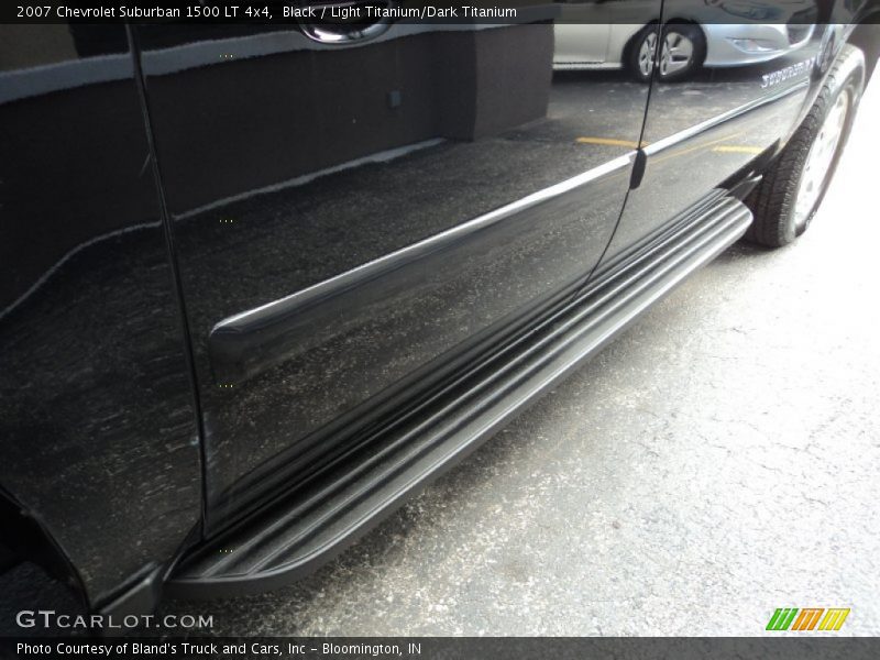 Black / Light Titanium/Dark Titanium 2007 Chevrolet Suburban 1500 LT 4x4