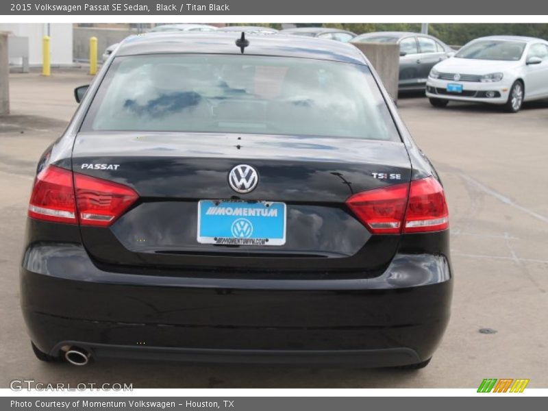 Black / Titan Black 2015 Volkswagen Passat SE Sedan