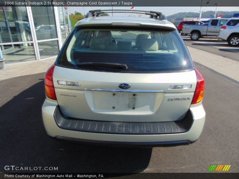 Champagne Gold Opalescent / Taupe 2006 Subaru Outback 2.5i Wagon