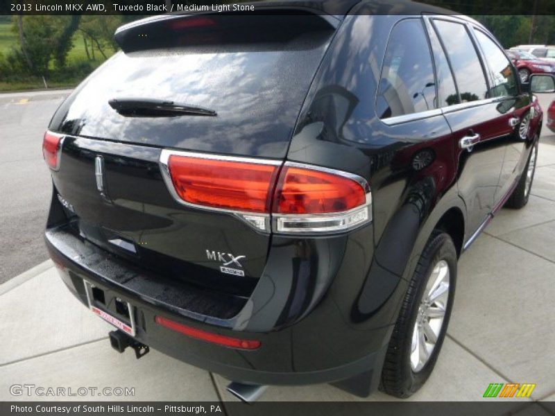 Tuxedo Black / Medium Light Stone 2013 Lincoln MKX AWD