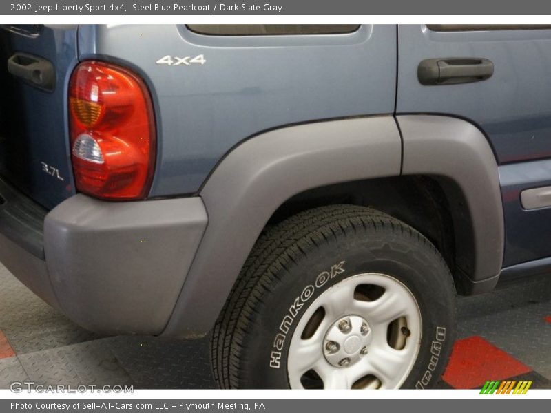 Steel Blue Pearlcoat / Dark Slate Gray 2002 Jeep Liberty Sport 4x4