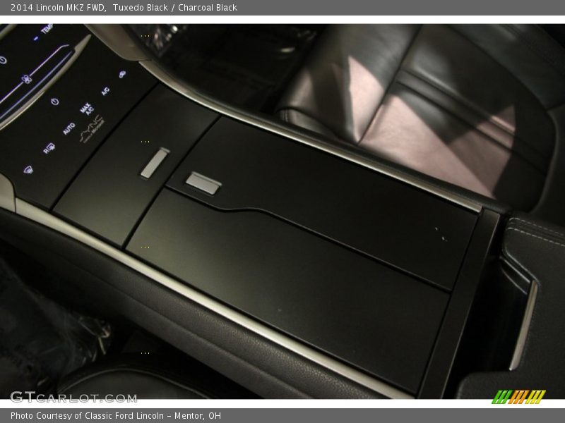 Tuxedo Black / Charcoal Black 2014 Lincoln MKZ FWD