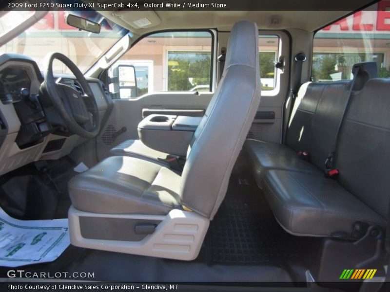 Oxford White / Medium Stone 2009 Ford F250 Super Duty XL SuperCab 4x4