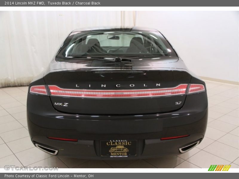 Tuxedo Black / Charcoal Black 2014 Lincoln MKZ FWD