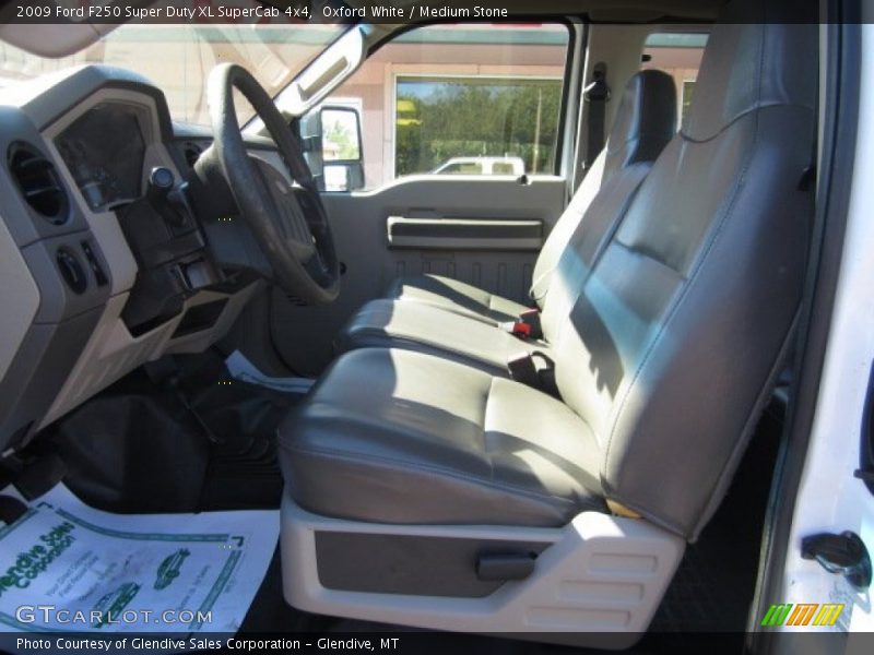 Oxford White / Medium Stone 2009 Ford F250 Super Duty XL SuperCab 4x4