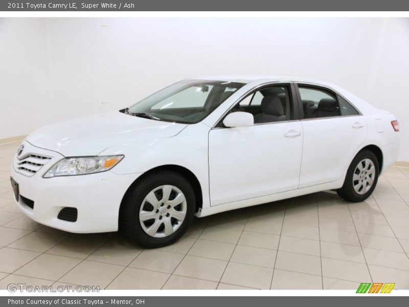 Super White / Ash 2011 Toyota Camry LE