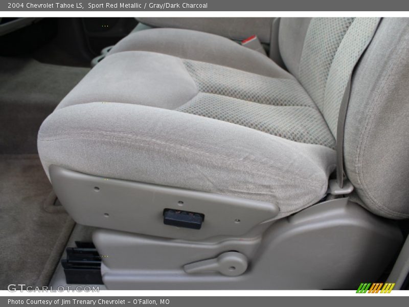Sport Red Metallic / Gray/Dark Charcoal 2004 Chevrolet Tahoe LS