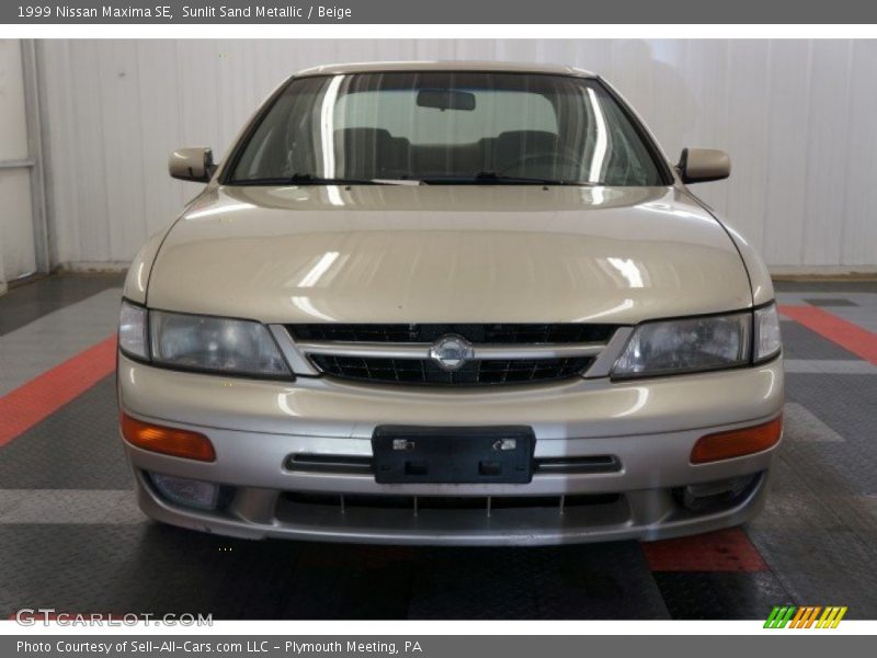 Sunlit Sand Metallic / Beige 1999 Nissan Maxima SE