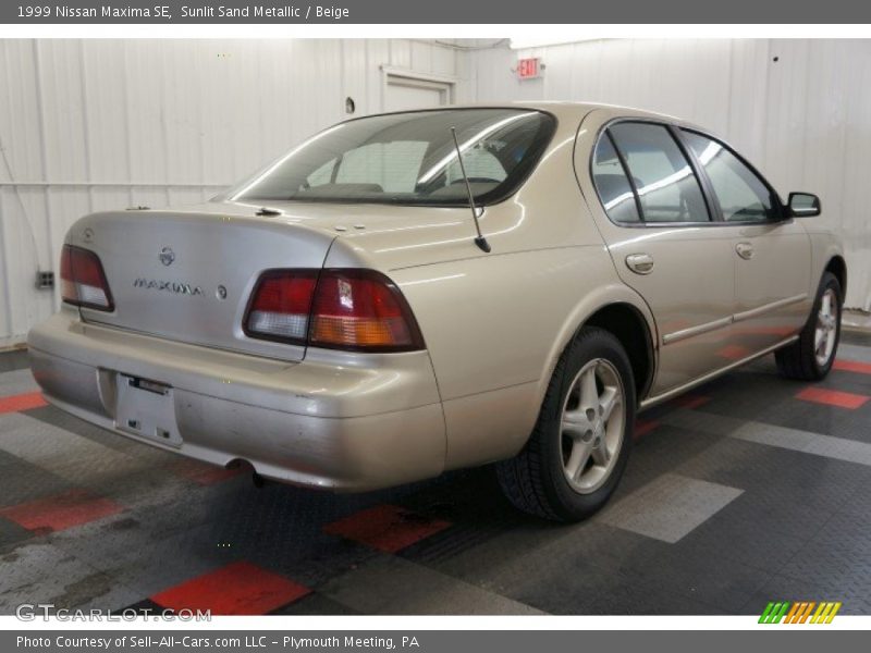 Sunlit Sand Metallic / Beige 1999 Nissan Maxima SE