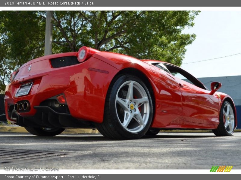 Rosso Corsa (Red) / Beige 2010 Ferrari 458 Italia