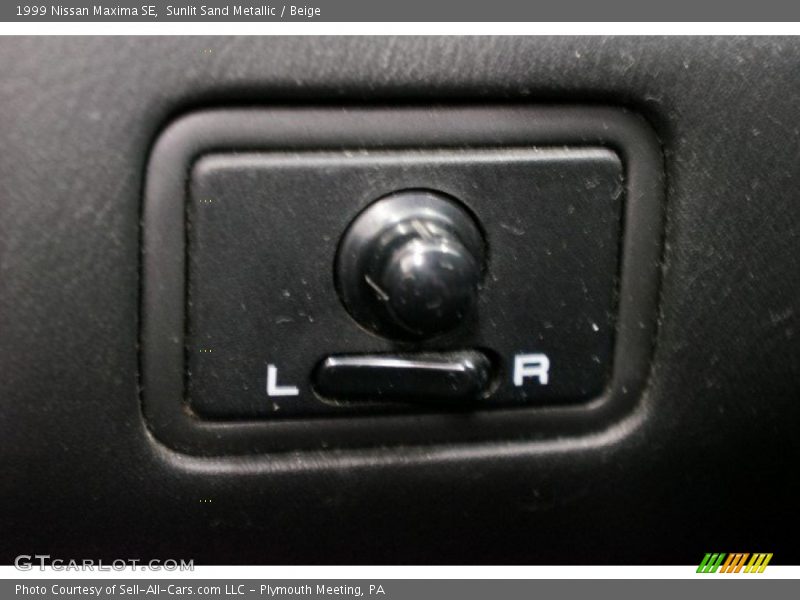 Sunlit Sand Metallic / Beige 1999 Nissan Maxima SE