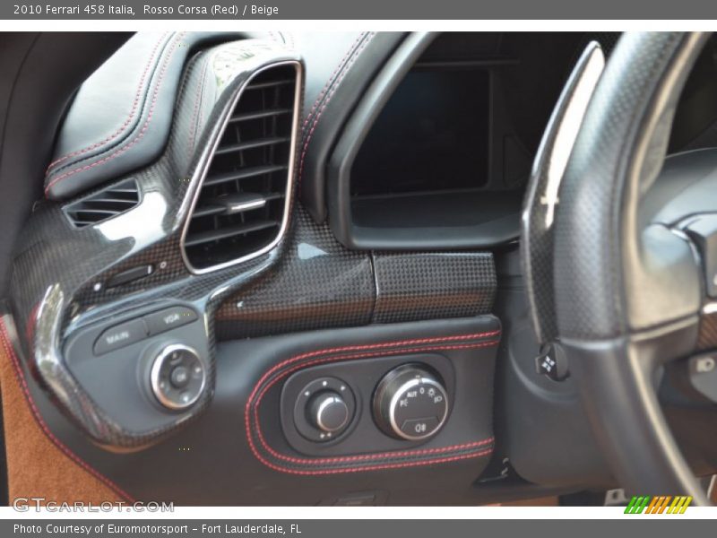 Rosso Corsa (Red) / Beige 2010 Ferrari 458 Italia