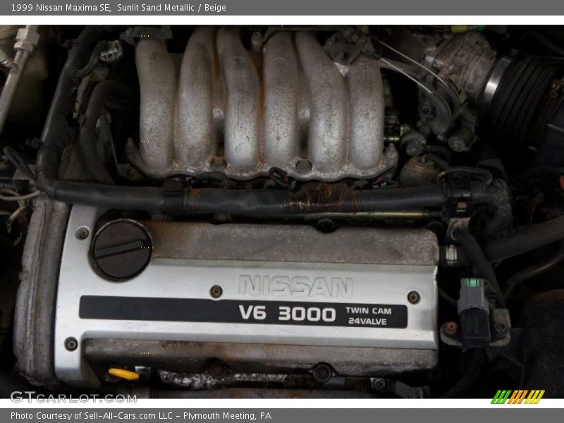 Sunlit Sand Metallic / Beige 1999 Nissan Maxima SE
