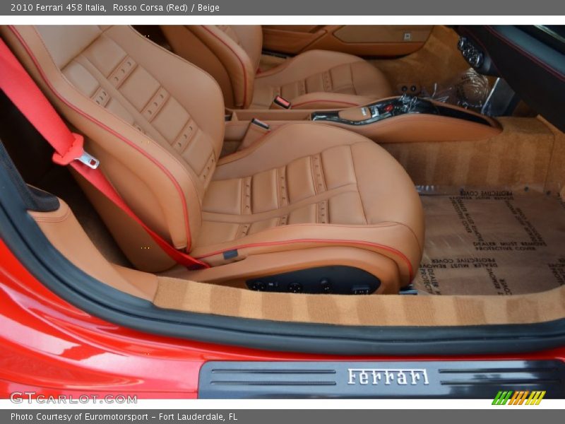 Rosso Corsa (Red) / Beige 2010 Ferrari 458 Italia