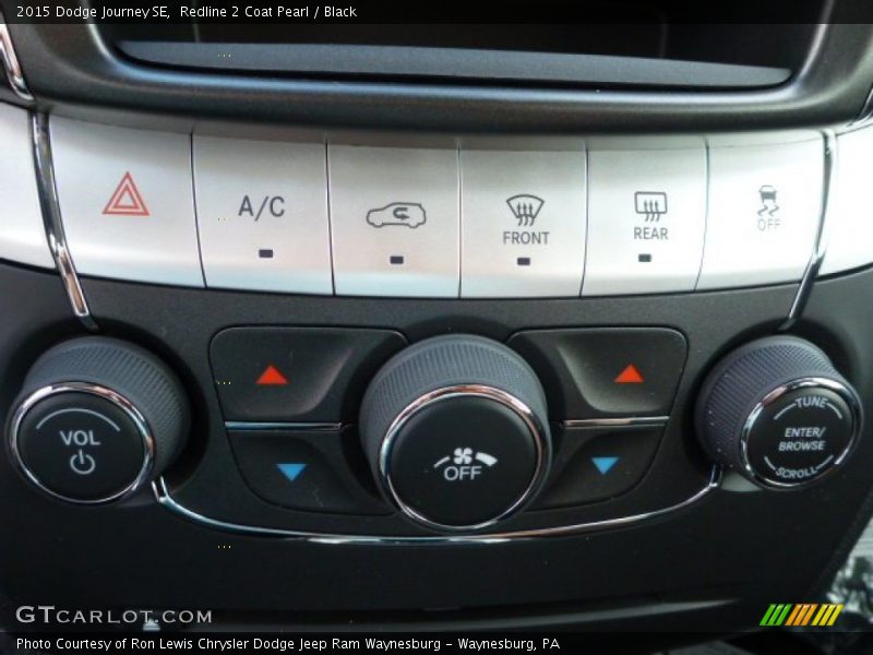 Redline 2 Coat Pearl / Black 2015 Dodge Journey SE