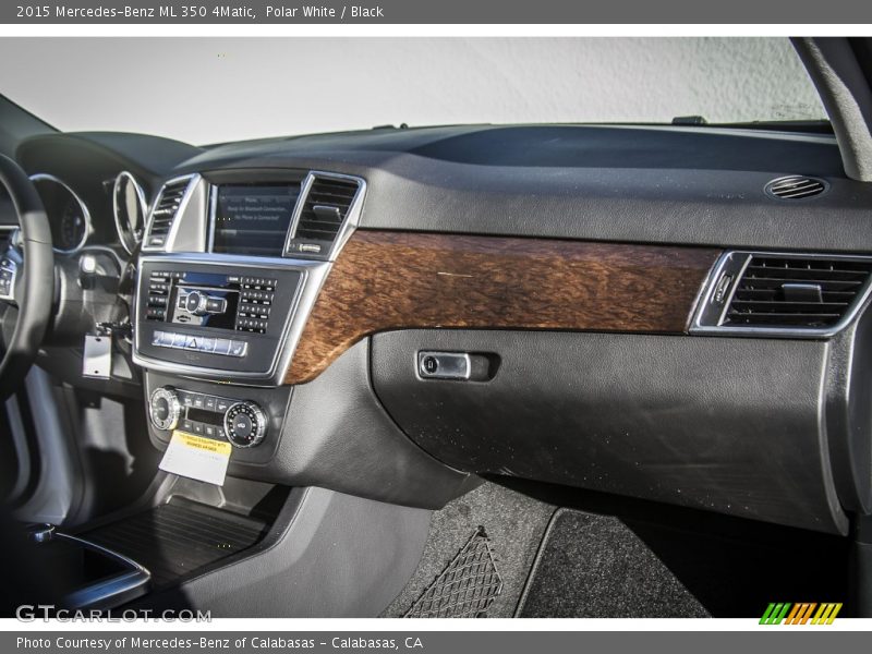 Polar White / Black 2015 Mercedes-Benz ML 350 4Matic