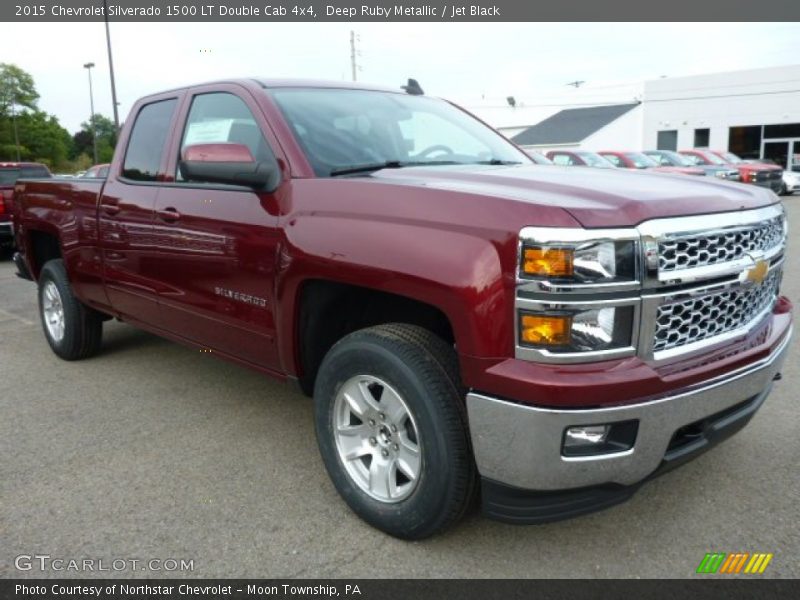 Front 3/4 View of 2015 Silverado 1500 LT Double Cab 4x4