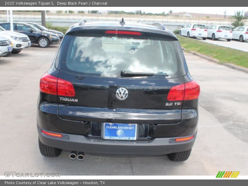 Deep Black Pearl / Charcoal 2015 Volkswagen Tiguan S
