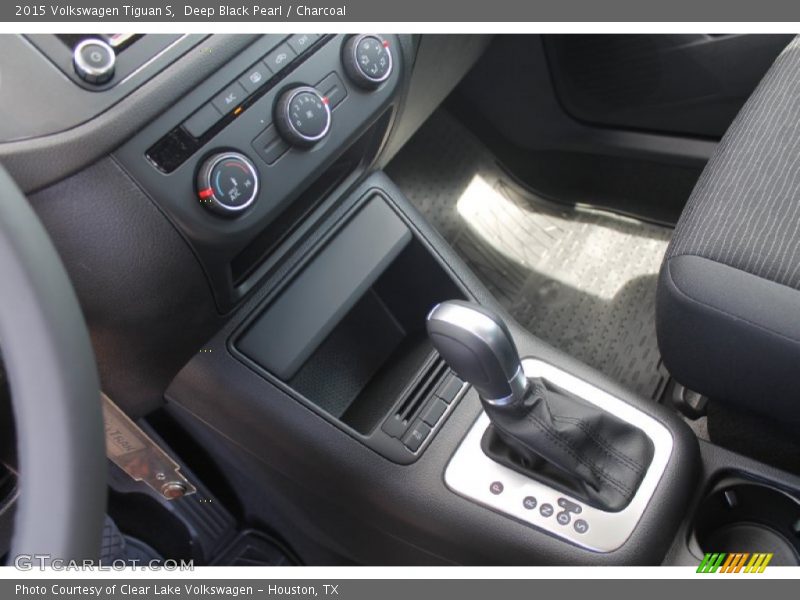 Deep Black Pearl / Charcoal 2015 Volkswagen Tiguan S