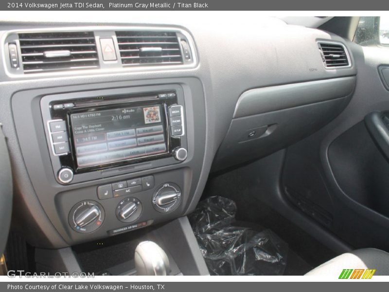 Platinum Gray Metallic / Titan Black 2014 Volkswagen Jetta TDI Sedan