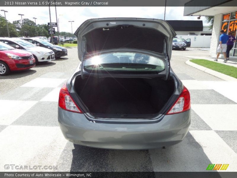 Magnetic Gray / Charcoal 2013 Nissan Versa 1.6 SV Sedan
