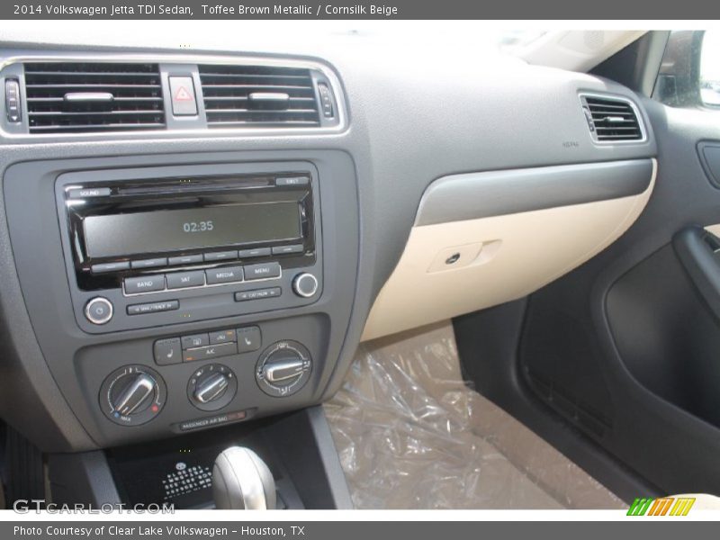 Toffee Brown Metallic / Cornsilk Beige 2014 Volkswagen Jetta TDI Sedan