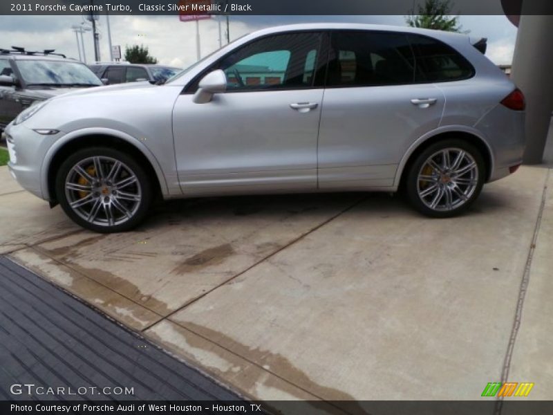 Classic Silver Metallic / Black 2011 Porsche Cayenne Turbo