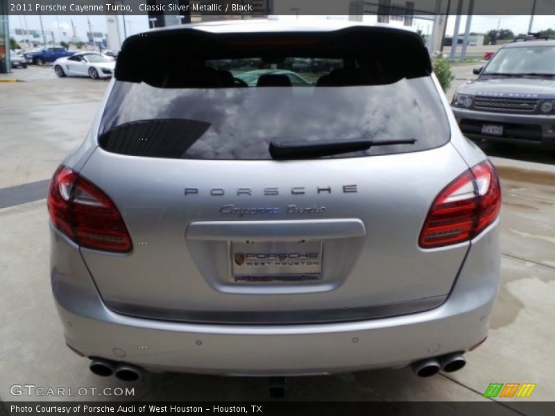Classic Silver Metallic / Black 2011 Porsche Cayenne Turbo