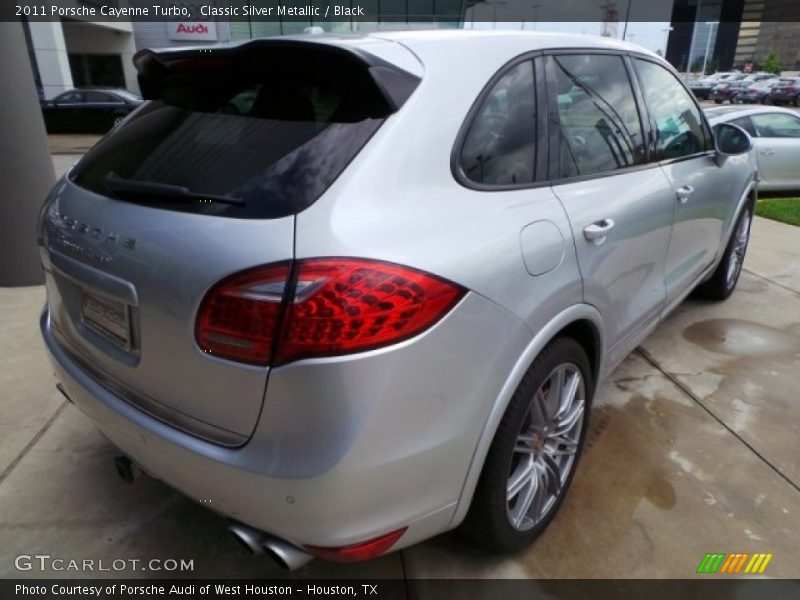 Classic Silver Metallic / Black 2011 Porsche Cayenne Turbo