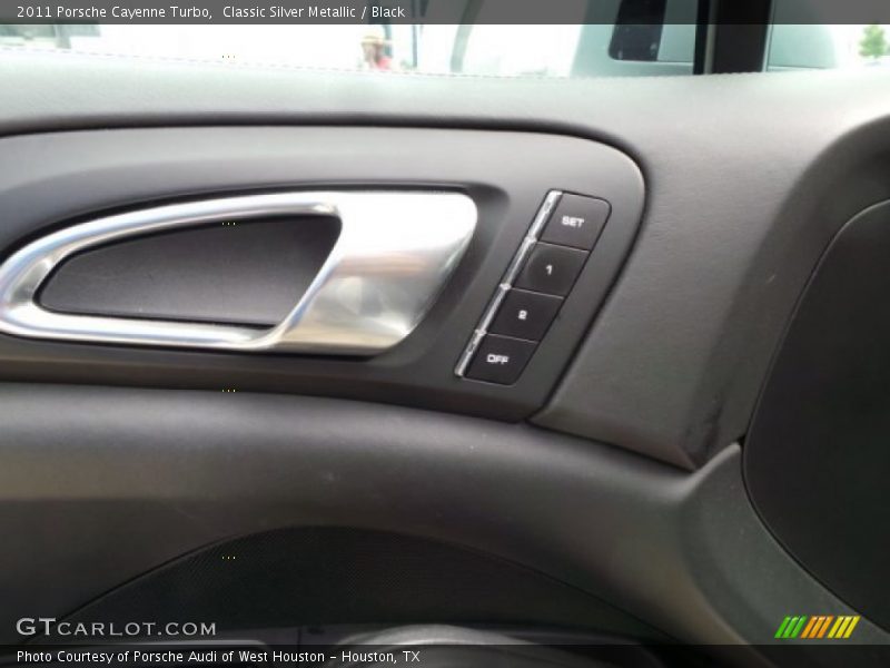Classic Silver Metallic / Black 2011 Porsche Cayenne Turbo