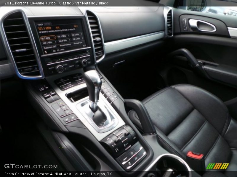 Classic Silver Metallic / Black 2011 Porsche Cayenne Turbo