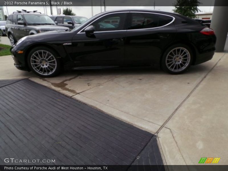 Black / Black 2012 Porsche Panamera S
