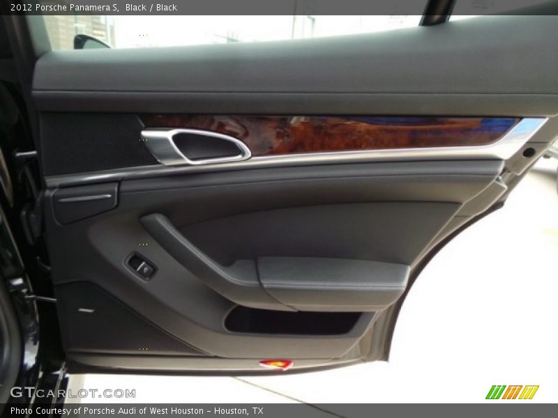 Black / Black 2012 Porsche Panamera S