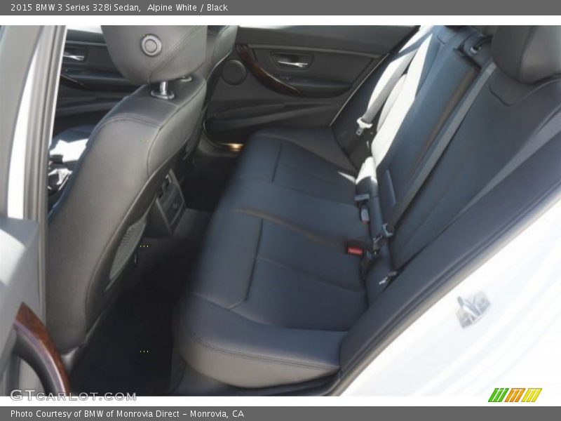 Alpine White / Black 2015 BMW 3 Series 328i Sedan