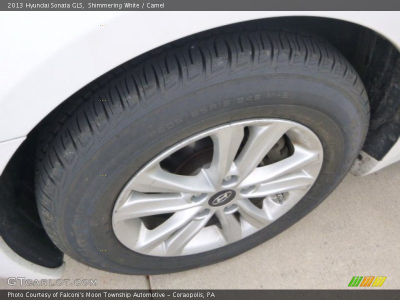 Shimmering White / Camel 2013 Hyundai Sonata GLS