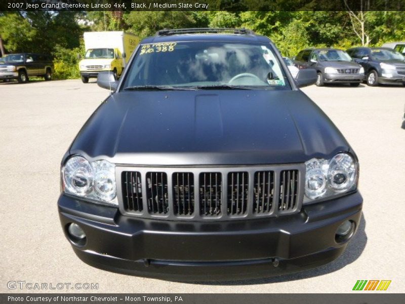 Black / Medium Slate Gray 2007 Jeep Grand Cherokee Laredo 4x4
