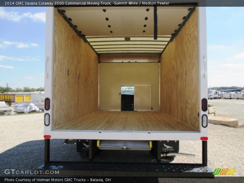 Summit White / Medium Pewter 2014 GMC Savana Cutaway 3500 Commercial Moving Truck