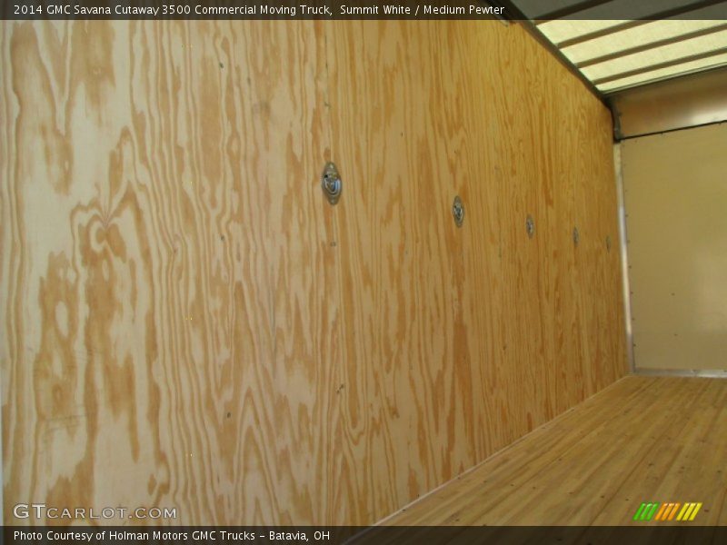 Summit White / Medium Pewter 2014 GMC Savana Cutaway 3500 Commercial Moving Truck